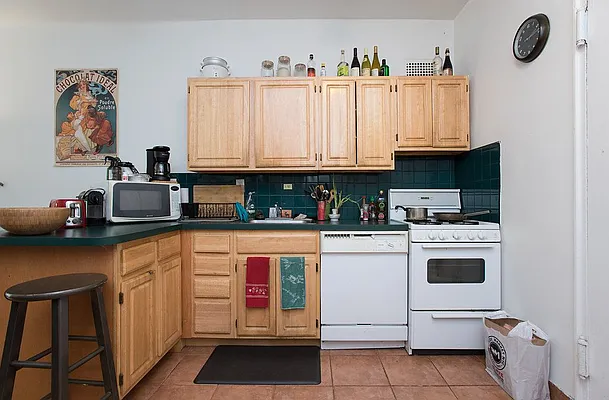 Rented by Emor Management Inc. | media 21