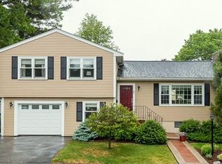 95 Rhinecliff St, Arlington, MA 02476