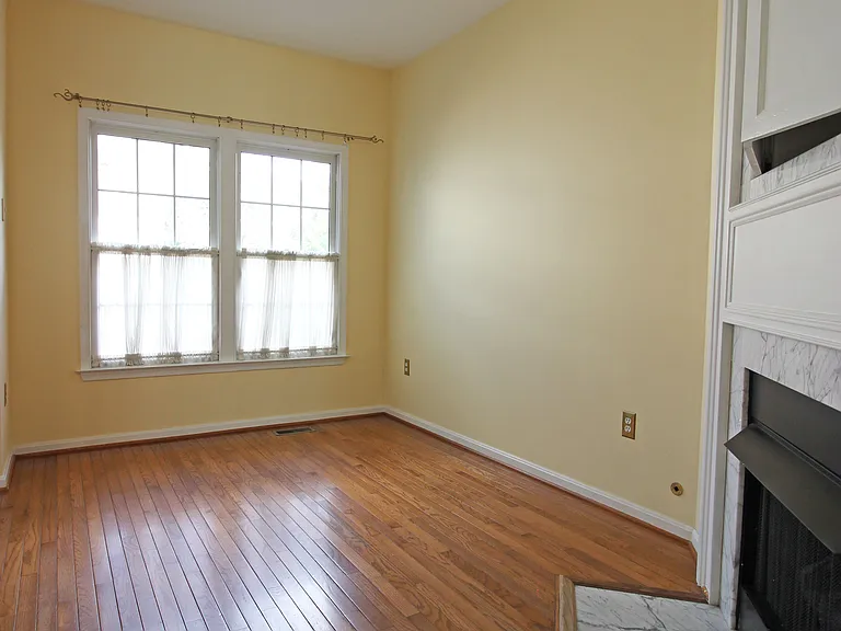 11799 Valley Ridge Cir — Photo 12