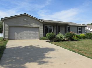 1184 Filomena Cir, Louisville, OH 44641