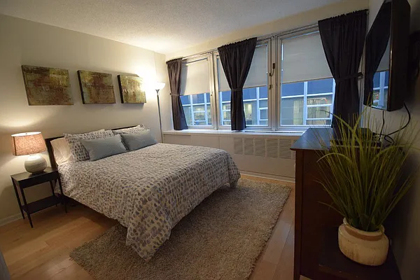 Rented by Global Realty Opportunities | media 7