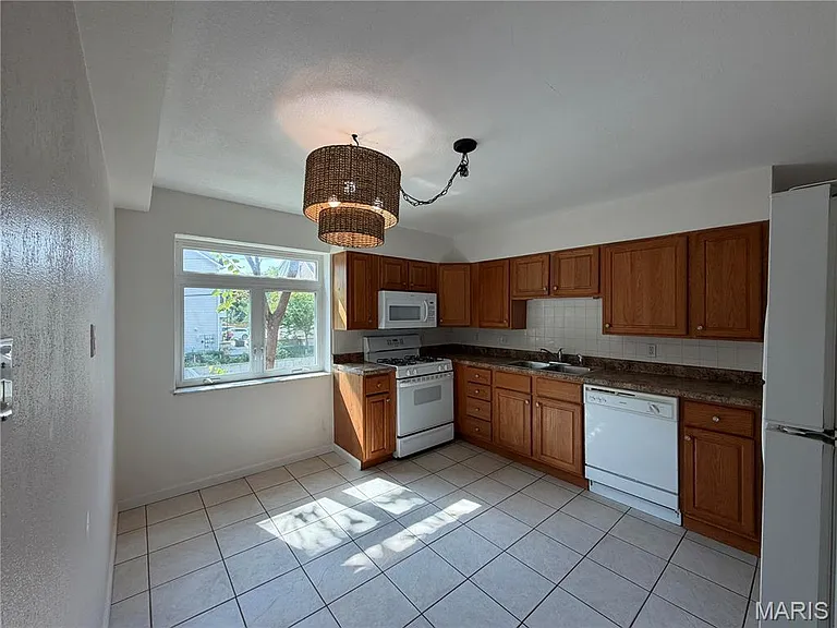 221 Monclay Ct #1N — Photo 7