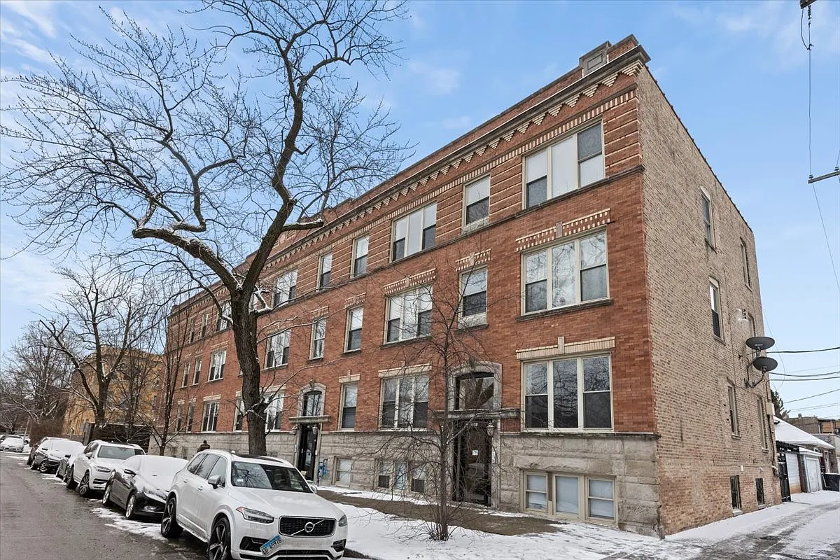 2841 W Cortez St #3 photo 1