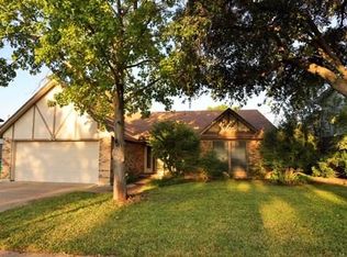 7624 Cedarhill Rd, Watauga, TX 76148