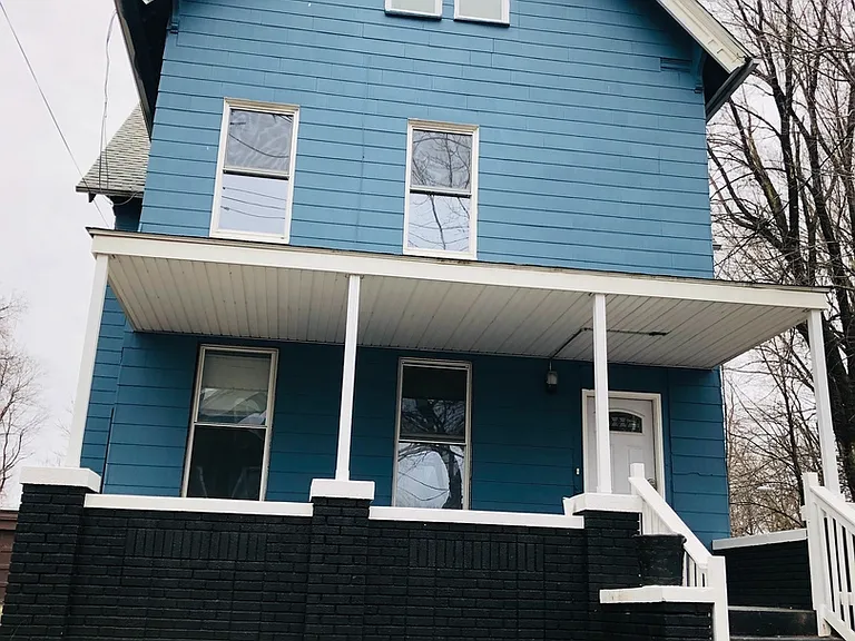 27 Shelton — Photo 28