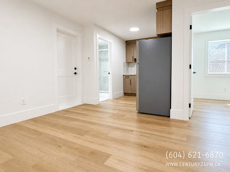 8227 14th Ave #1 — Photo 5