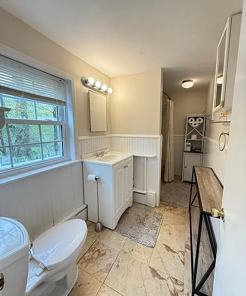57 E Hall Ave #2 — Photo 10