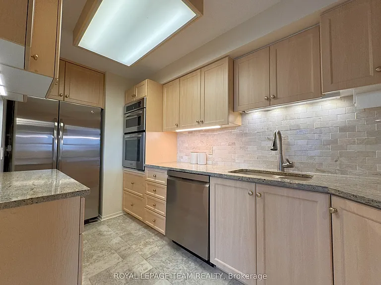 470 Laurier Ave W #1908 — Photo 14