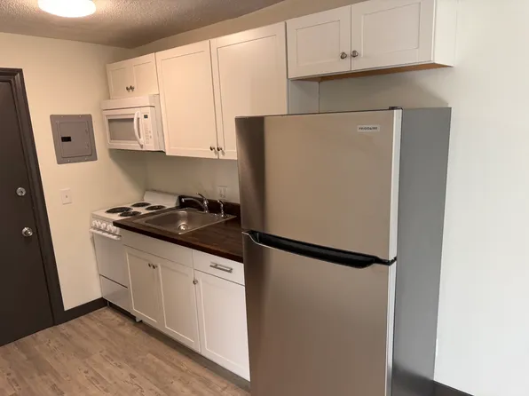 55 N Main St, South Deerfield, MA