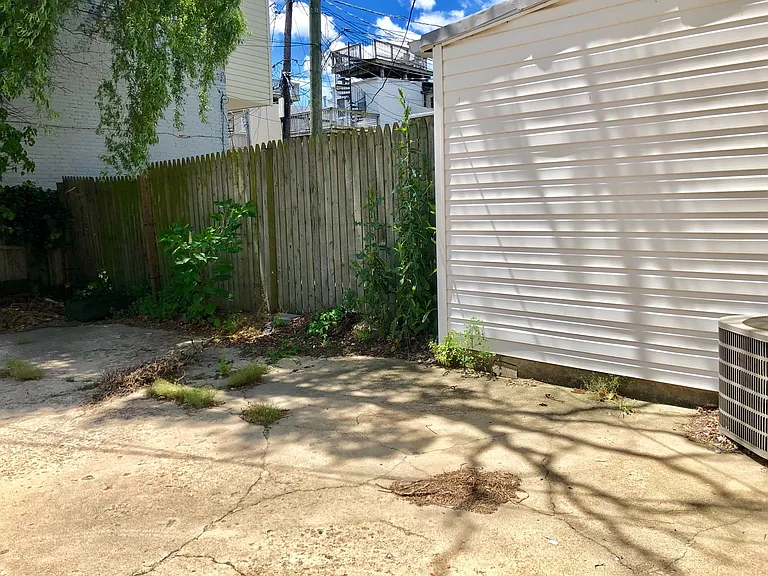 9 W Randall St — Photo 16