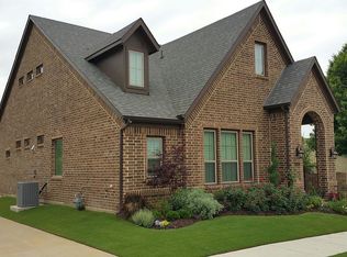 6145 Pleasant Dream St, North Richland Hills, TX 76180