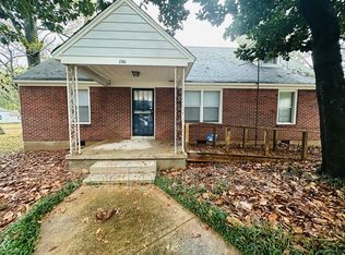 2765 Walnut Rd, Memphis, TN 38128