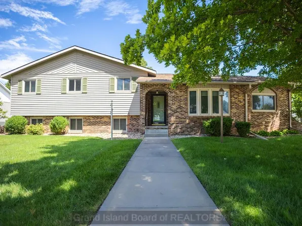 3106 Brentwood Blvd, Grand Island, NE 68801