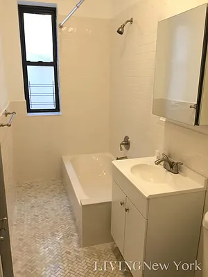 Rented by Living New York | media 49