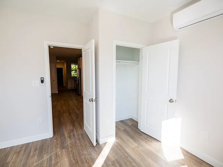 2606 Maryland Ave — Photo 11