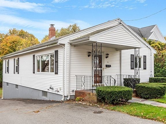 3rd image of 15 Orleans Ave