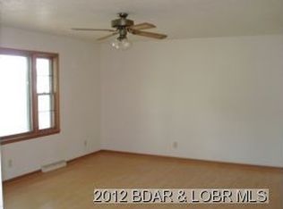 1005 Miller St, Eldon, MO 65026