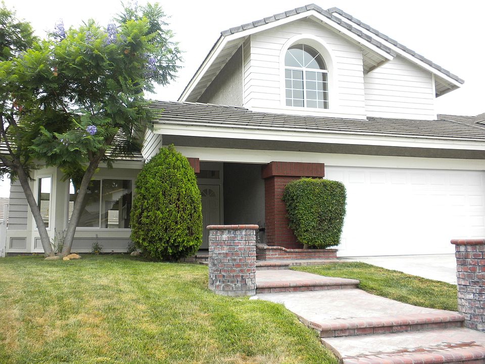 1st image of 22402 Holly Ct