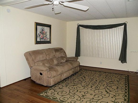 5th image of 219 Royal Palm Cir #219