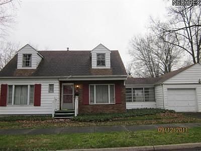 4th image of 1914 Kingsley Ave