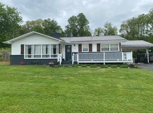 5011 Unicoi Dr, Unicoi, TN 37692