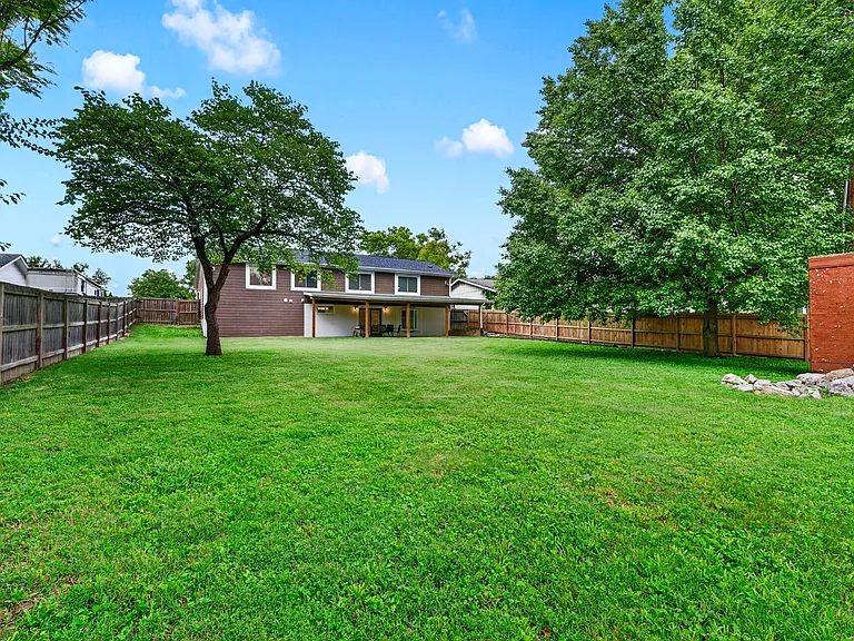 630 Lamplight Ln — Photo 57