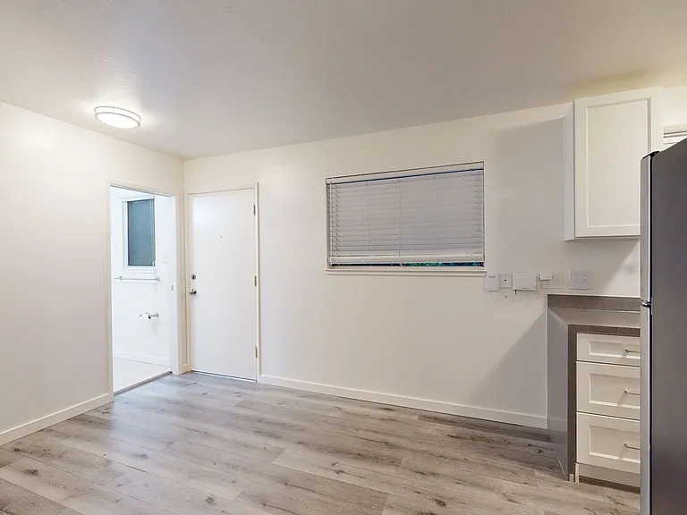 265 Vernon St — Photo 11