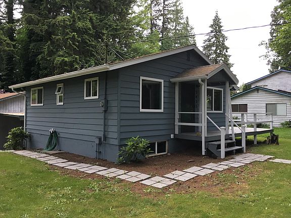 2nd image of 3433 232nd St SW