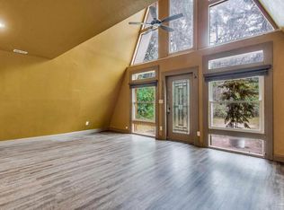 4021 Adams Rd, Pace, FL 32571