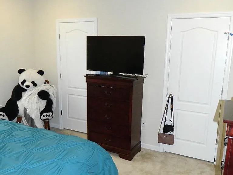 517 Pebblebrook Ln — Photo 12