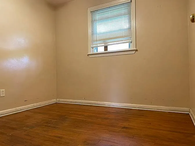 9328 Lynmont Dr — Photo 7