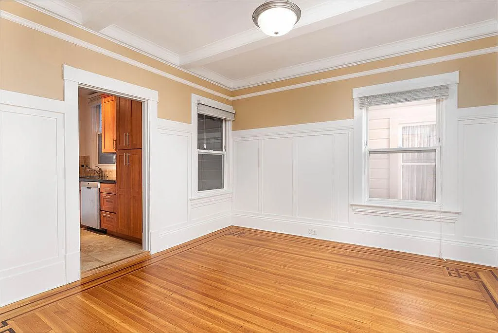 Studio, $3,895 — Photo 4