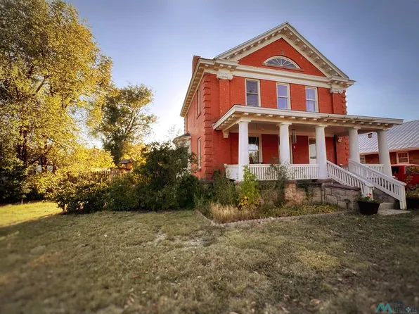 1031 6th St, Las Vegas, NM 87701