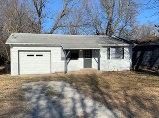 829 E Talmage St, Springfield, MO 65803