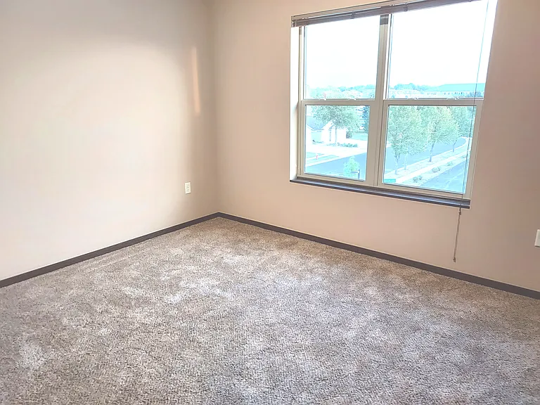 700 Nygaard St #7 — Photo 24