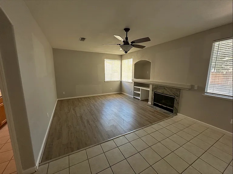 1412 Blush St — Photo 4
