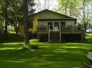 13823 Young Dr, Hudson, MI 49247
