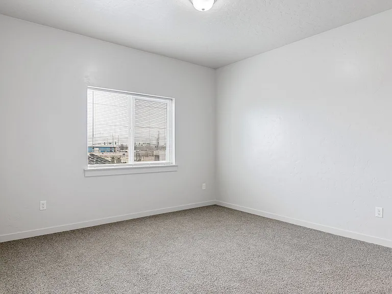 Quail Point Apartments — Photo 41