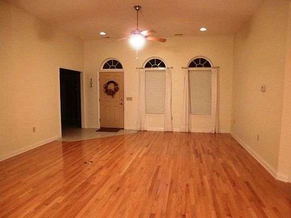 2nd image of 1384 Clearvista Dr