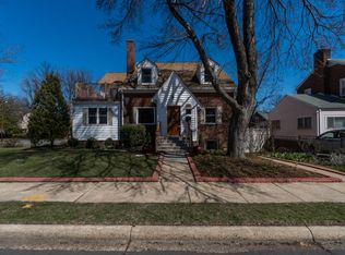 2601 S Grant St, Arlington, VA 22202