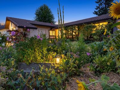 206 May Court, Sebastopol, CA, 95472