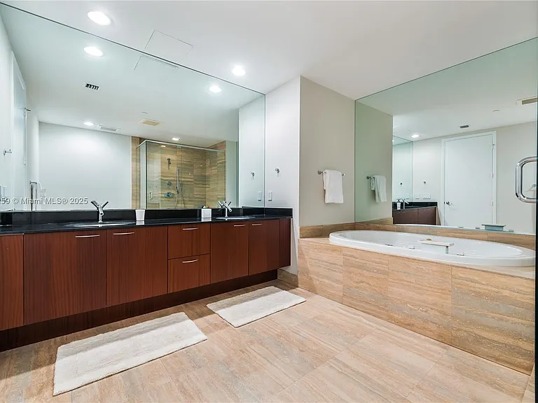 15811 Collins Ave #1702 — Photo 14