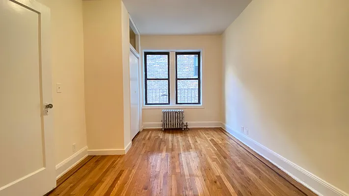 Rented by Contact Realty | media 9