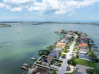 8 Sunset Bay Dr, Belleair, FL, 33756