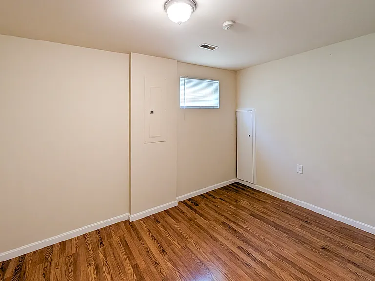 1023 Ross St — Photo 19
