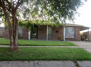 1012 Teakwood Dr, Harvey, LA 70058