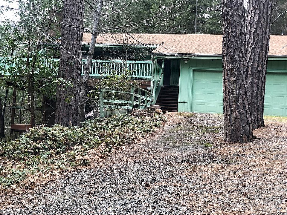 2nd image of 16419 Big Fir Ln