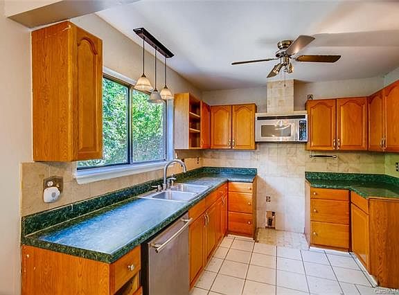 3rd image of 11115 Vista Haven Dr