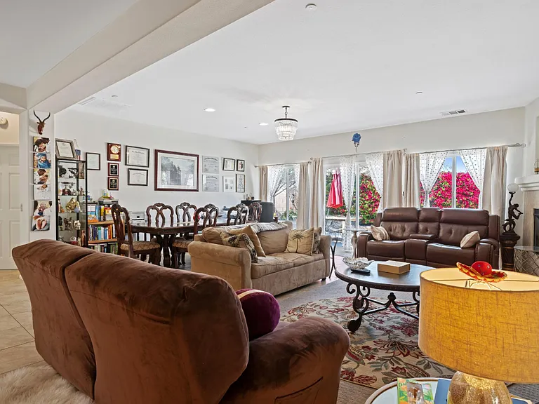 1222 Palmas Rdg — Photo 9