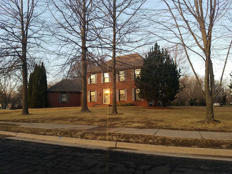 1st image of 9828 N Townsend Dr